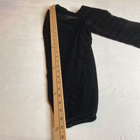 Bagatelle Top Black Velvet Smocked Long Sleeves Off the Shoulder Top - Picture 13 of 13